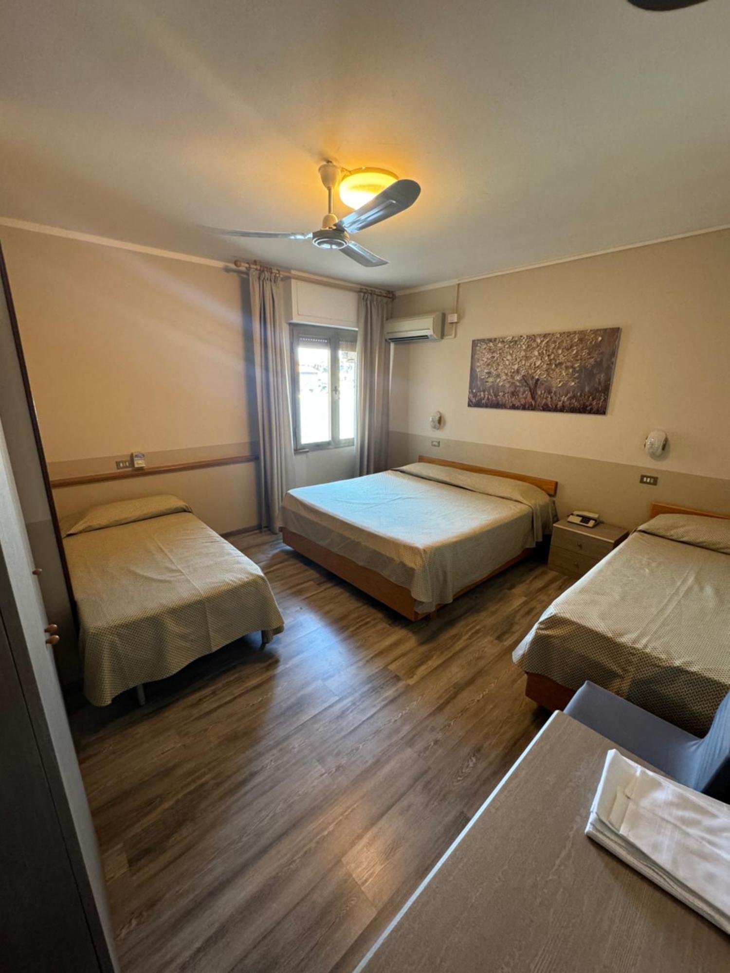 Da Beppe Hotel Chiesina Uzzanese Eksteriør billede
