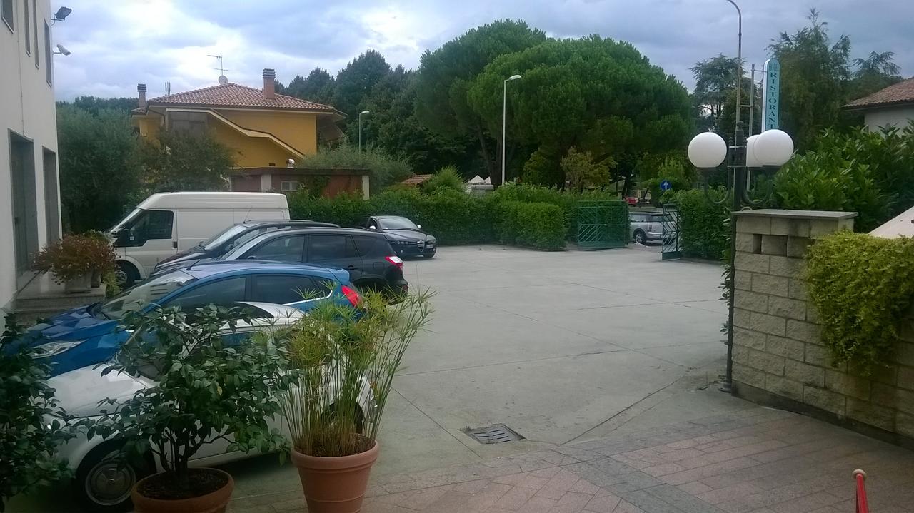 Da Beppe Hotel Chiesina Uzzanese Eksteriør billede